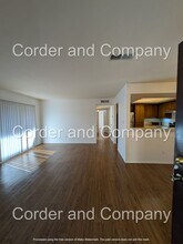 6065 McKinney Dr NE in Albuquerque, NM - Foto de edificio - Building Photo