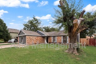 1704 Fieldstone Ct in Arlington, TX - Building Photo