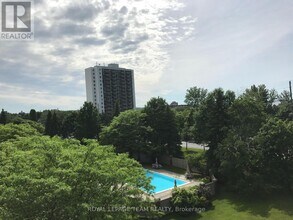 1025 Grenon Ave in Ottawa, ON - Building Photo - Building Photo