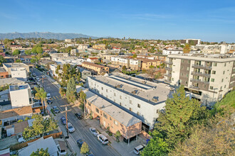 220-238 Roselake ave in Los Angeles, CA - Building Photo - Building Photo