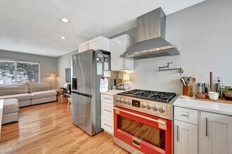 6526 S Elizabeth Way in Centennial, CO - Foto de edificio - Building Photo