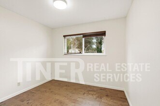 6824 Linda Sue Way in Fair Oaks, CA - Building Photo - Building Photo