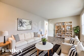 10508 East 33rd Terrace S in Independence, MO - Building Photo - Building Photo