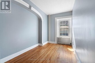 29 Buell St in Brockville, ON - Building Photo - Building Photo