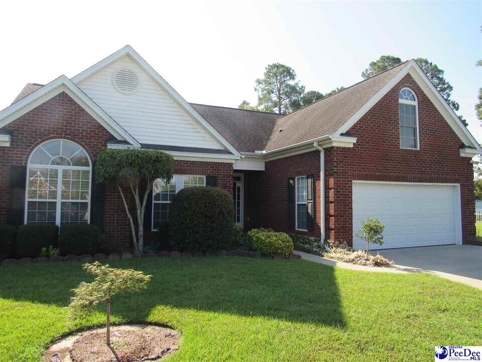 3374 Lupine Dr in Florence, SC - Building Photo