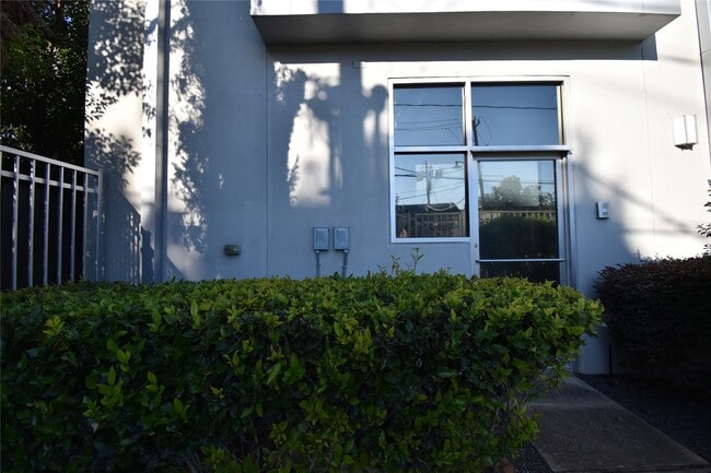 property at 207 Pierce St