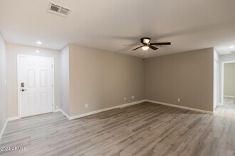 4644 E Caballero St in Mesa, AZ - Foto de edificio - Building Photo