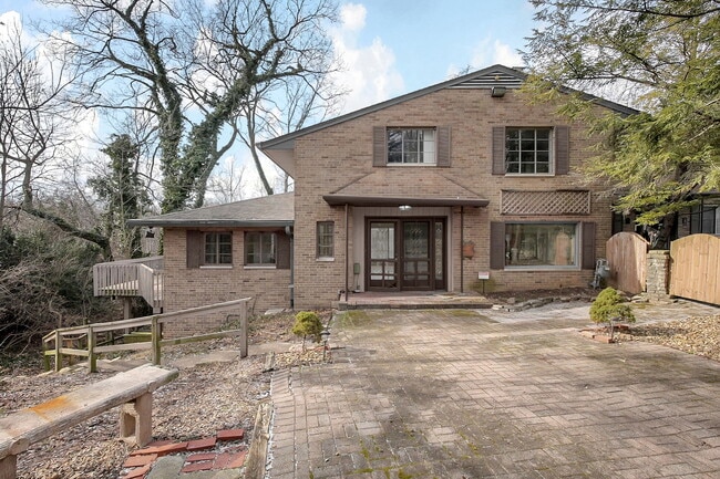 property at 2737-2737 Charing Rd