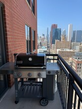 41 E 8th St, Unit 2301 in Chicago, IL - Building Photo - Building Photo