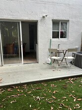 2925 Center St in Miami, FL - Building Photo - Building Photo