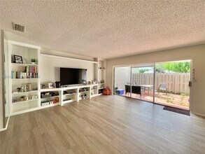 8114 SW 81st Ter in Miami, FL - Building Photo - Building Photo