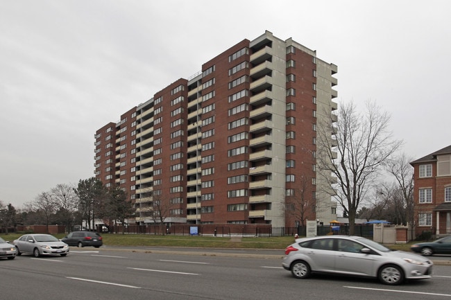 Bella Vista Place in Mississauga, ON - Building Photo - Building Photo