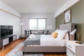 1110 Commonwealth Ave, Unit 616 in Boston, MA - Foto de edificio - Building Photo