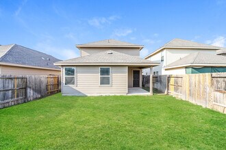 5314 Freshwater Way in San Antonio, TX - Foto de edificio - Building Photo