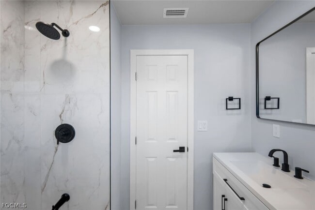 property at 1389 Pine Ave