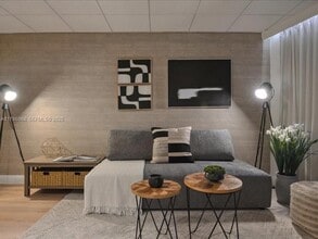 2670 E Sunrise Blvd in Fort Lauderdale, FL - Building Photo - Building Photo