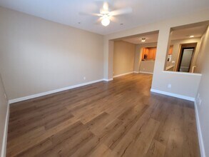 8484 Crystal Walk Cir in Elk Grove, CA - Building Photo - Building Photo