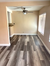 2115 Placentia Ave in Costa Mesa, CA - Foto de edificio - Building Photo