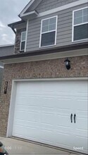 3831 Brookburn Pk in Gainesville, GA - Foto de edificio - Building Photo