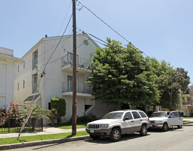 316-318 Cherry Ave in Long Beach, CA - Building Photo - Building Photo