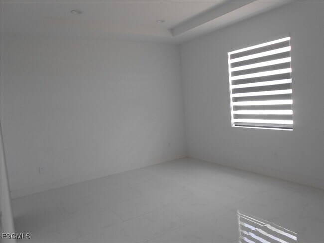 property at 6033 Kumquat Cir