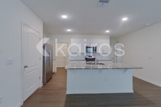 31914 Katelin Cir in Leesburg, FL - Building Photo - Building Photo