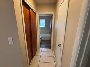 297 Indian Rd S in Sarnia, ON - Building Photo - Building Photo