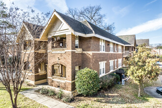 Ashley Manor Apartments in Memphis, TN - Building Photo - Building Photo