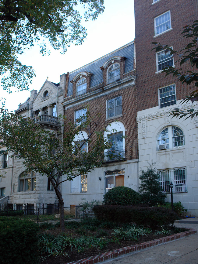 1929 16th St NW in Washington, DC - Building Photo - Building Photo