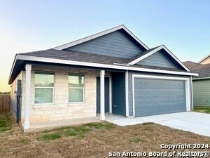 212 Pacific Waters in Seguin, TX - Building Photo