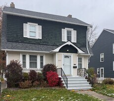 3573 Silsby Rd in University Heights, OH - Building Photo