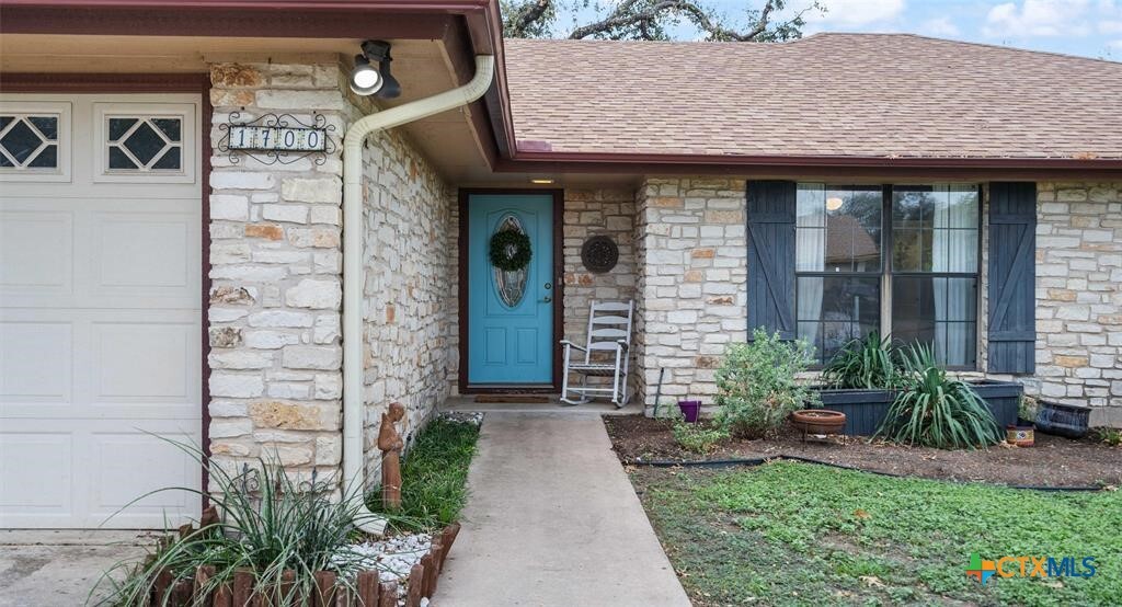 1700 Creekview Dr in Round Rock, TX - Building Photo