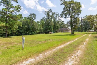 10 Co Rd 2097 in Liberty, TX - Building Photo - Building Photo