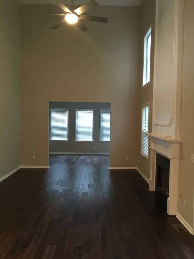 property at 2011 Chelton Way SE