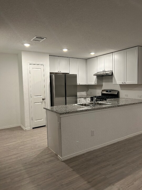 10843 Margarita Loop in Converse, TX - Building Photo