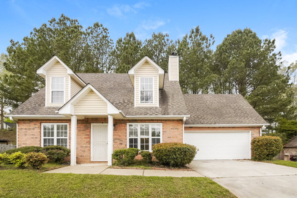 11081 Knotty Pine Pl in Hampton, GA - Building Photo