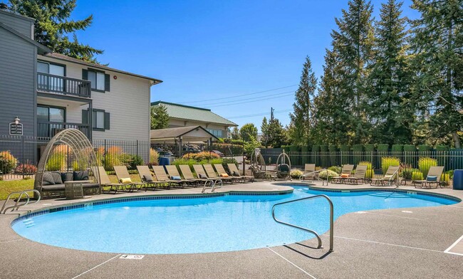 Crown Pointe in Renton, WA - Foto de edificio - Building Photo