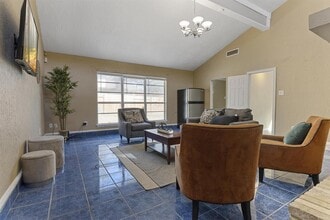 1011 Bay Horse Dr in San Antonio, TX - Building Photo - Building Photo