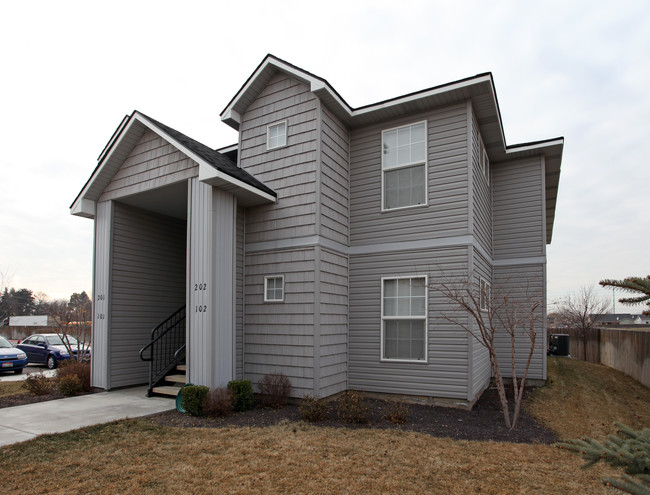 11940 W Cloverbrook Ln in Boise, ID - Building Photo - Building Photo