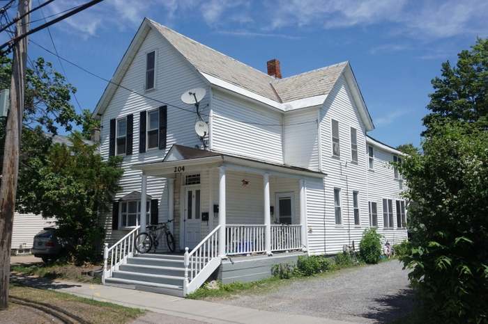 204 North Ave in Burlington, VT - Building Photo