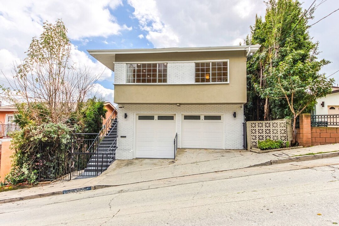 6046 Delphi St in Los Angeles, CA - Building Photo