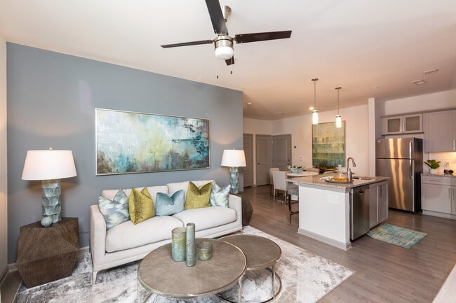 Hawthorne at the Glen in Concord, NC - Foto de edificio - Building Photo