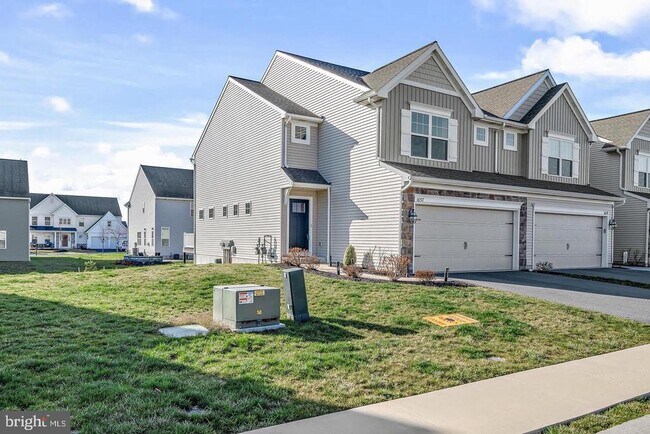 1657 Haralson Dr in Mechanicsburg, PA - Building Photo - Building Photo