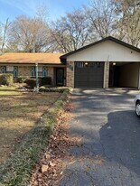 206 Cedarcrest Dr in Marshall, TX - Building Photo