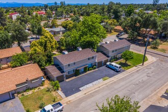 602 Parsons Dr in Redding, CA - Building Photo - Building Photo