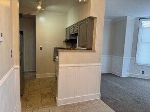 37941 Euclid Ave, Unit 1 in Kirtland, OH - Building Photo - Building Photo