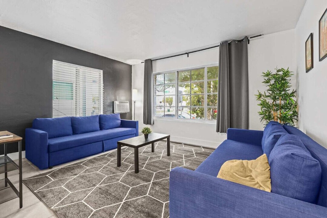 7340 Harding Ave in Miami Beach, FL - Building Photo