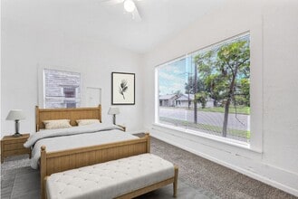 809 Martin Luther King Jr Blvd in Corsicana, TX - Building Photo - Building Photo