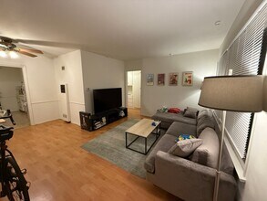 3646 Vinton Ave, Unit B in Los Angeles, CA - Building Photo - Building Photo