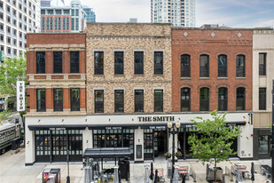 Original Town Of Chicago in Chicago, IL - Foto de edificio - Building Photo